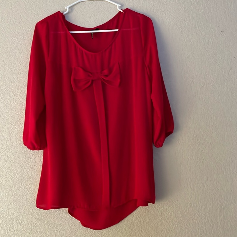 Woman’s XL red chiffon blouse with bow